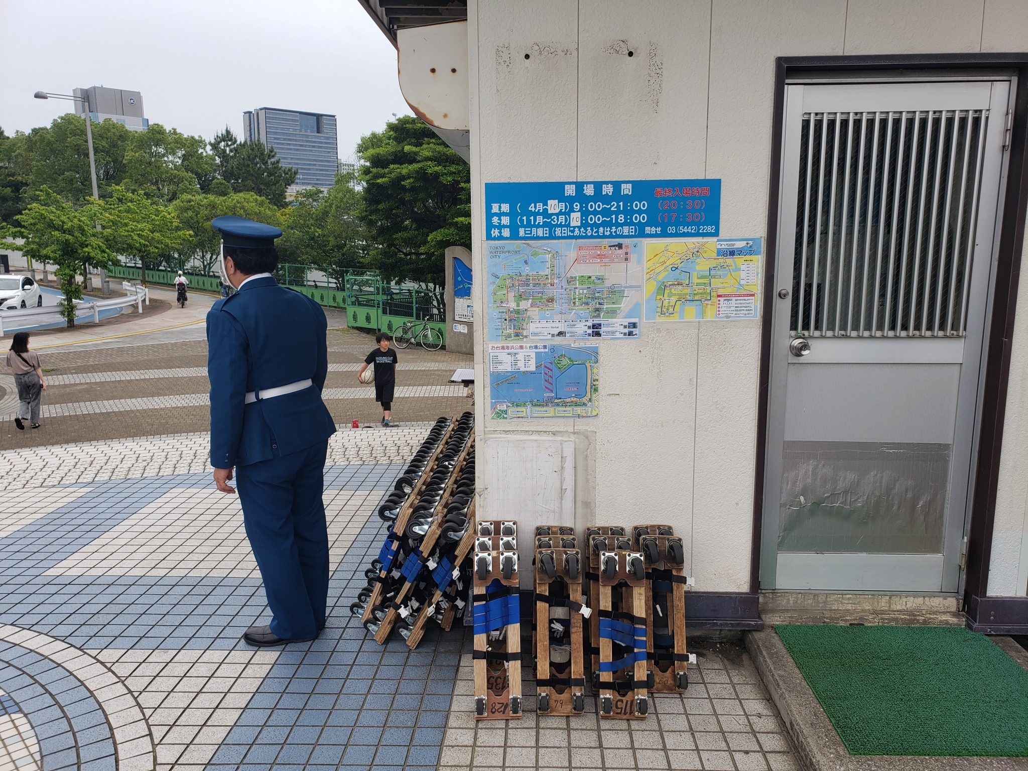 レインボーブリッジは 自転車 で渡れますか