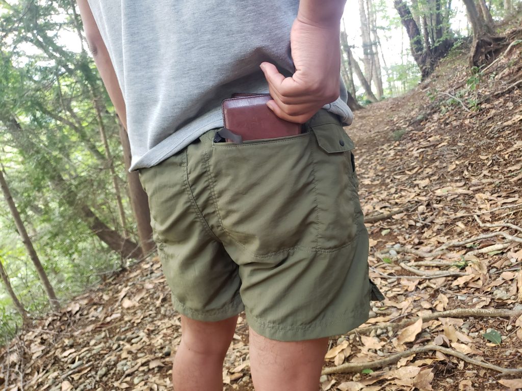 山と道の5-pockets shortsが快適すぎる。サイズ感や履き心地などを 